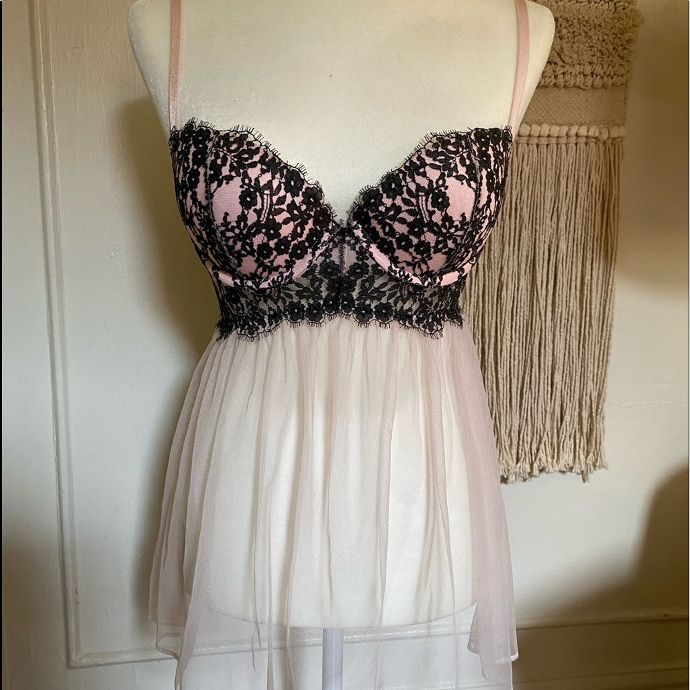 NWT Victoria’s Secret women's Intimates & Sleepwear